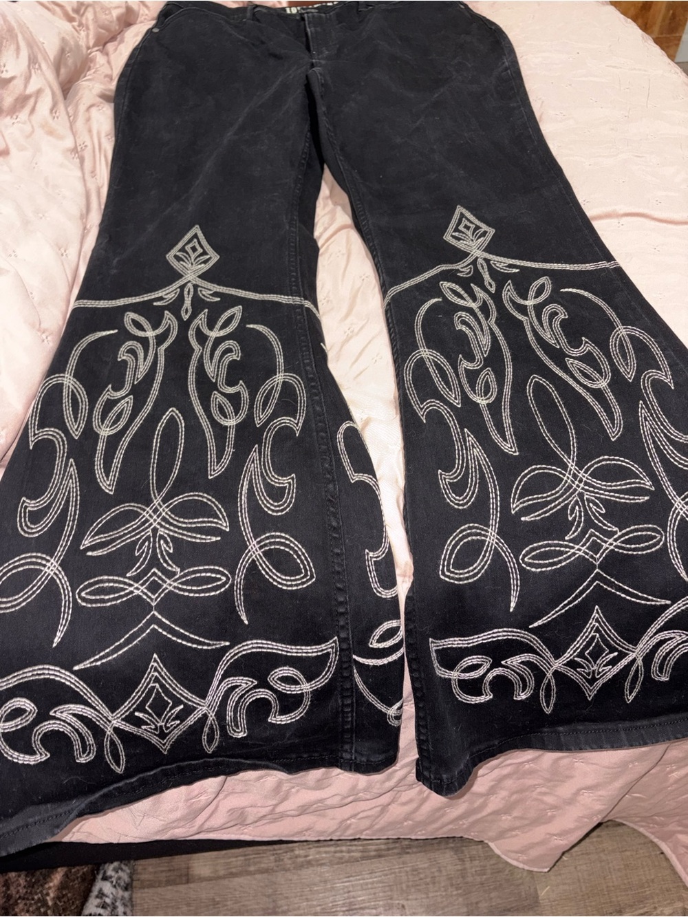Black Idylwind fueled by Miranda Lambert - Picture 2 of 4